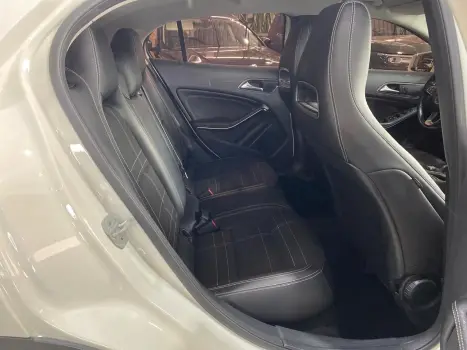 MERCEDES-BENZ GLA 200 1.6 16V 4P FLEX CGI ADVANCE TURBO AUTOM�TICO, Foto 14