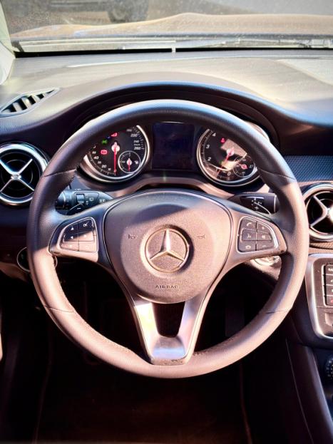 MERCEDES-BENZ GLA 200 1.6 16V 4P CGI STYLE TURBO AUTOM�TICO, Foto 5