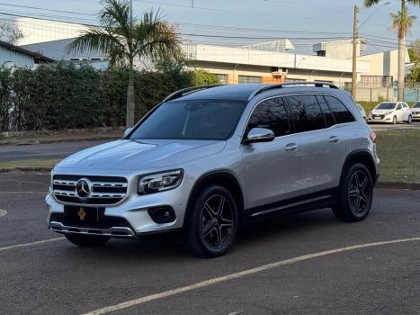 MERCEDES-BENZ GLB 200 1.3 16V 4P CGI PROGRESSIVE TURBO 7G-TRONIC DCT AUTOMTICO, Foto 3