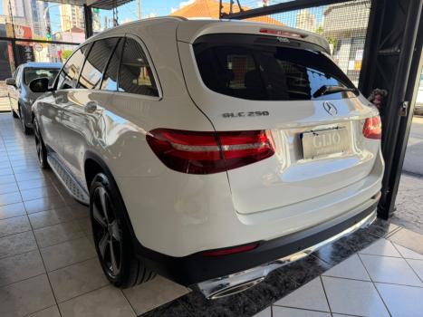 MERCEDES-BENZ GLC 250 2.0 16V 4P CGI 4MATIC 9G-TRONIC AUTOM�TICO, Foto 3