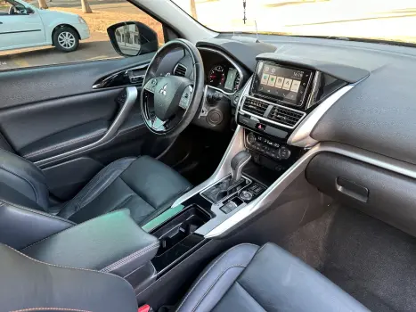 MITSUBISHI Eclipse Cross 1.5 16V 4P MIVEC HPE-S SPORT S-AWC TURBO AUTOMTICO CVT, Foto 14