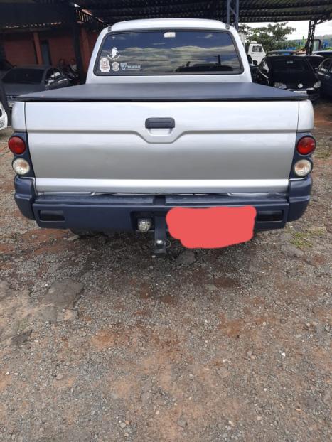 MITSUBISHI L 200 2.5 SPORT 4X4 CABINE DUPLA TURBO DIESEL, Foto 2