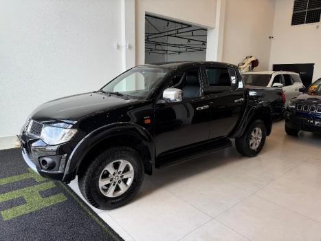 MITSUBISHI L 200 2.5 GLS HPE 4X4 CABINE DUPLA TURBO DIESEL AUTOMTICO, Foto 2