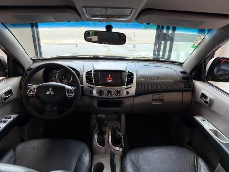 MITSUBISHI L 200 2.5 GLS HPE 4X4 CABINE DUPLA TURBO DIESEL AUTOMTICO, Foto 4