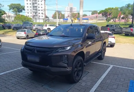 MITSUBISHI L 200 2.5 SPORT HPE 4X4 CABINE DUPLA TURBO INTECOOLER AUTOM�TICO, Foto 1