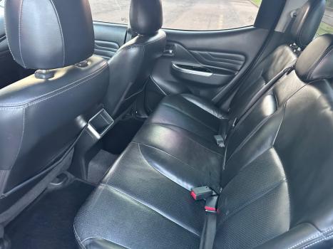 MITSUBISHI L 200 2.5 SPORT HPE 4X4 CABINE DUPLA TURBO INTECOOLER AUTOM�TICO, Foto 8