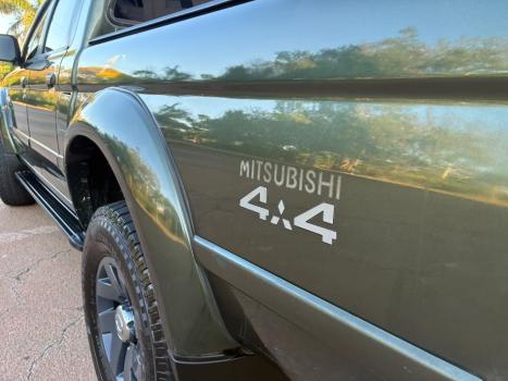 MITSUBISHI L 200 2.5 SPORT HPE 4X4 CABINE DUPLA TURBO INTECOOLER AUTOMÁTICO, Foto 7