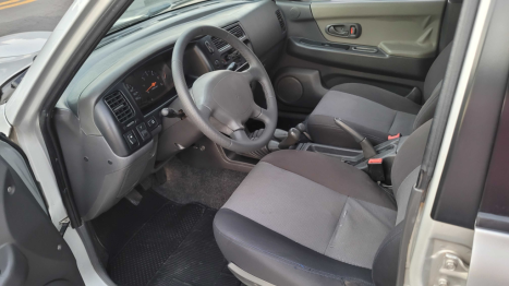 MITSUBISHI L 200 Outdoor 2.5 GLS 4X4 CABINE DUPLA TURBO DIESEL INTERCOOLER, Foto 6 MITSUBISHI L 200 Outdoor 2.5 GLS 4X4 CABINE DUPLA TURBO DIESEL INTERCOOLER, Foto 6