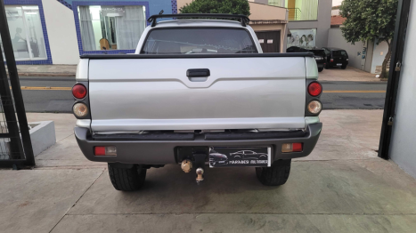 MITSUBISHI L 200 Outdoor 2.5 GLS 4X4 CABINE DUPLA TURBO DIESEL INTERCOOLER, Foto 10 MITSUBISHI L 200 Outdoor 2.5 GLS 4X4 CABINE DUPLA TURBO DIESEL INTERCOOLER, Foto 10