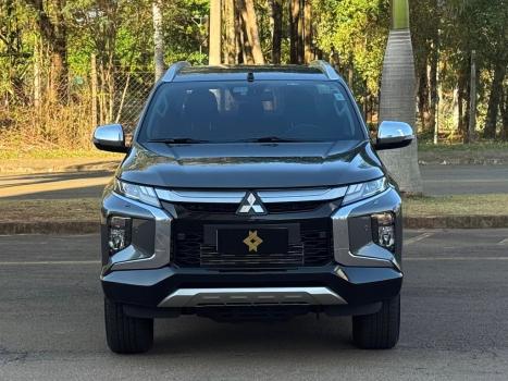 MITSUBISHI L 200 Triton 2.4 16V SPORT HPE-S 4X4 CABINE DUPLA TURBO DIESEL AUTOMTICO, Foto 4