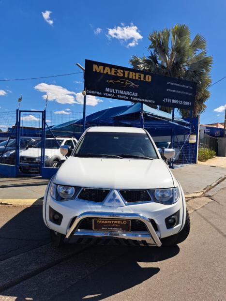 MITSUBISHI L 200 Triton 3.2 16V HPE 4X4 CABINE DUPLA TURBO DIESEL INTERCOOLER AUTOMTICO, Foto 2