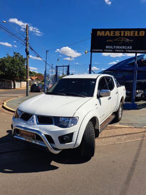 MITSUBISHI L 200 Triton 3.2 16V HPE 4X4 CABINE DUPLA TURBO DIESEL INTERCOOLER AUTOMTICO, Foto 3