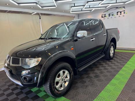 MITSUBISHI L 200 Triton 3.2 16V HPE 4X4 CABINE DUPLA TURBO DIESEL INTERCOOLER AUTOMTICO, Foto 3