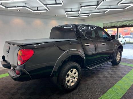 MITSUBISHI L 200 Triton 3.2 16V HPE 4X4 CABINE DUPLA TURBO DIESEL INTERCOOLER AUTOMTICO, Foto 4