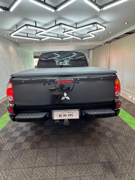 MITSUBISHI L 200 Triton 3.2 16V HPE 4X4 CABINE DUPLA TURBO DIESEL INTERCOOLER AUTOMTICO, Foto 5