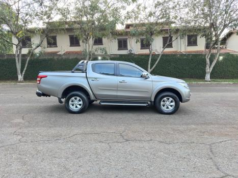 MITSUBISHI L 200 Triton 2.4 16V SPORT HPE MOTORSPORTS 4X4 CABINE DUPLA TURBO DIESEL AUTOMTICO, Foto 17