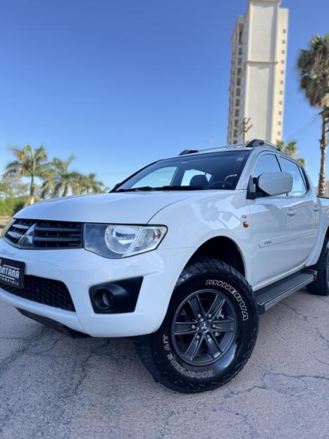 MITSUBISHI L 200 Triton 3.2 16V GLS 4X4 CABINE DUPLA TURBO DIESEL INTERCOOLER, Foto 3