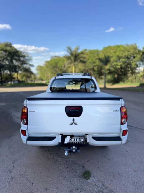MITSUBISHI L 200 Triton 3.2 16V GLS 4X4 CABINE DUPLA TURBO DIESEL INTERCOOLER, Foto 5