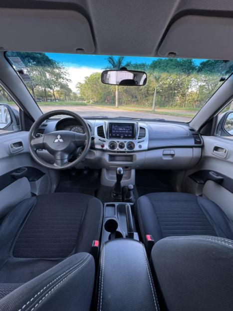 MITSUBISHI L 200 Triton 3.2 16V GLS 4X4 CABINE DUPLA TURBO DIESEL INTERCOOLER, Foto 17