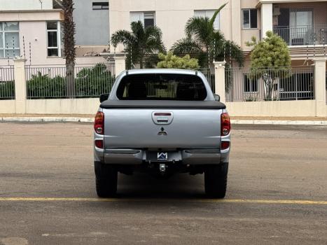 MITSUBISHI L 200 Triton 3.2 16V HPE 4X4 CABINE DUPLA TURBO DIESEL INTERCOOLER, Foto 5