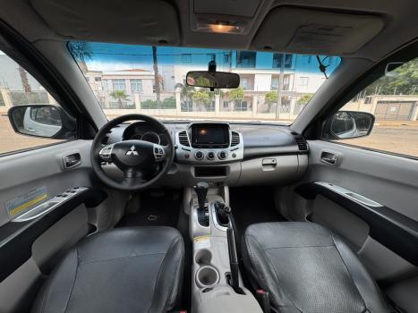 MITSUBISHI L 200 Triton 3.2 16V HPE 4X4 CABINE DUPLA TURBO DIESEL INTERCOOLER, Foto 8