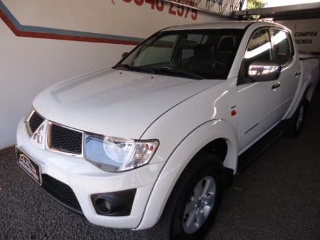 MITSUBISHI L 200 Triton 3.2 16V HPE 4X4 CABINE DUPLA TURBO DIESEL INTERCOOLER AUTOMTICO, Foto 3