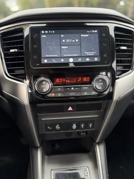 MITSUBISHI L 200 Triton 2.4 16V SPORT HPE-S 4X4 CABINE DUPLA TURBO DIESEL AUTOMTICO, Foto 14