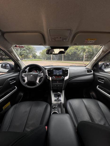 MITSUBISHI L 200 Triton 2.4 16V SPORT HPE-S 4X4 CABINE DUPLA TURBO DIESEL AUTOMTICO, Foto 16