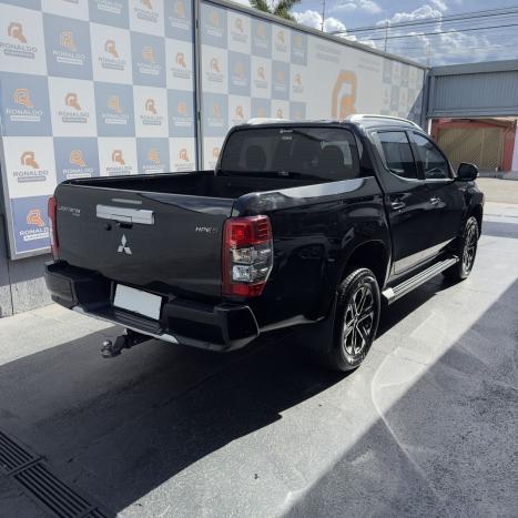 MITSUBISHI L 200 Triton 2.4 16V SPORT HPE 4X4 CABINE DUPLA TURBO DIESEL AUTOM�TICO, Foto 4