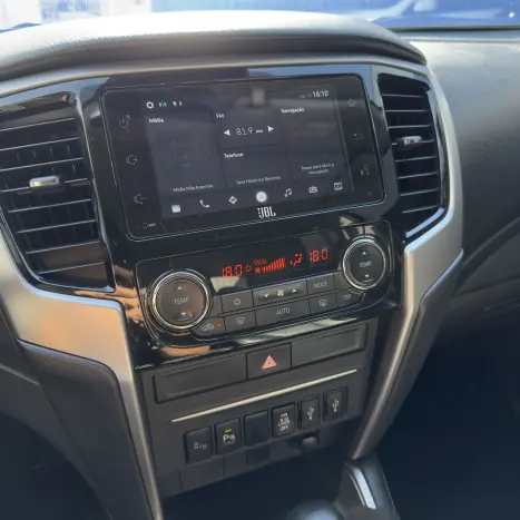 MITSUBISHI L 200 Triton 2.4 16V SPORT HPE 4X4 CABINE DUPLA TURBO DIESEL AUTOM�TICO, Foto 12