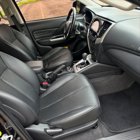 MITSUBISHI L 200 Triton 2.4 16V SPORT HPE-S 4X4 CABINE DUPLA TURBO DIESEL AUTOM�TICO, Foto 12