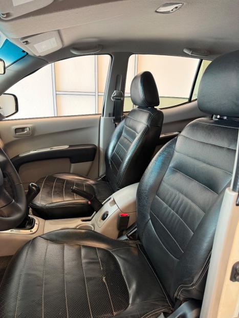 MITSUBISHI L 200 Triton 2.4 16V FLEX HLS CHROME CABINE DUPLA, Foto 9