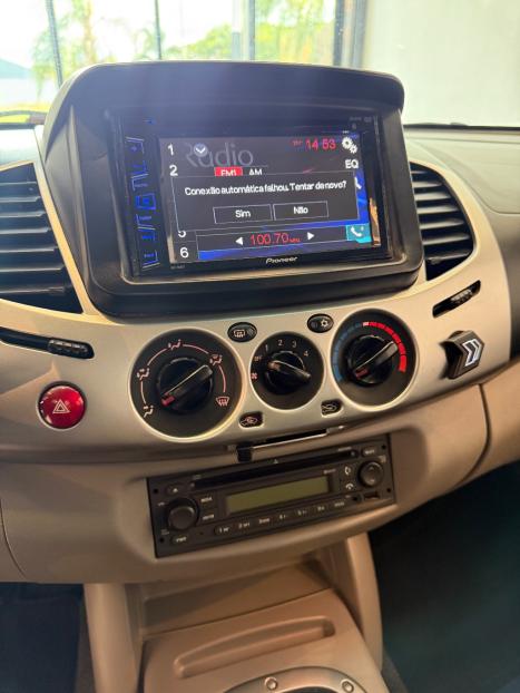 MITSUBISHI L 200 Triton 2.4 16V FLEX HLS CHROME CABINE DUPLA, Foto 11