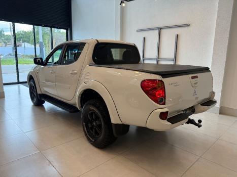 MITSUBISHI L 200 Triton 2.4 16V FLEX HLS CHROME CABINE DUPLA, Foto 16
