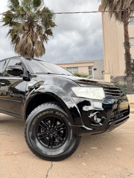 MITSUBISHI L 200 Triton 3.2 16V HPE 4X4 CABINE DUPLA TURBO DIESEL INTERCOOLER AUTOM�TICO, Foto 4