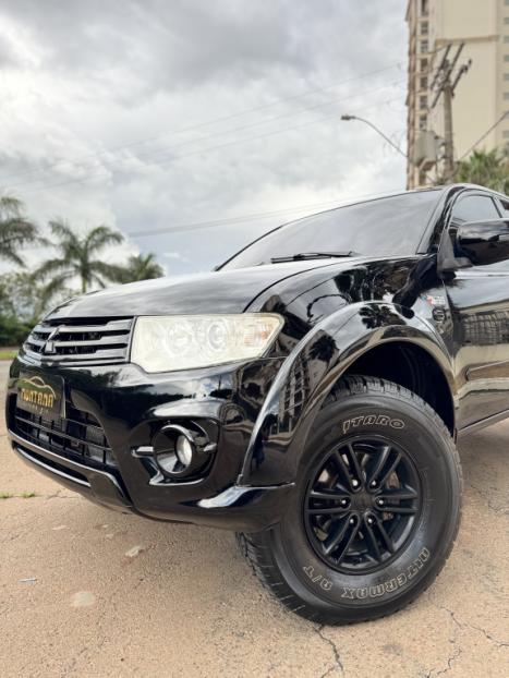 MITSUBISHI L 200 Triton 3.2 16V HPE 4X4 CABINE DUPLA TURBO DIESEL INTERCOOLER AUTOM�TICO, Foto 6