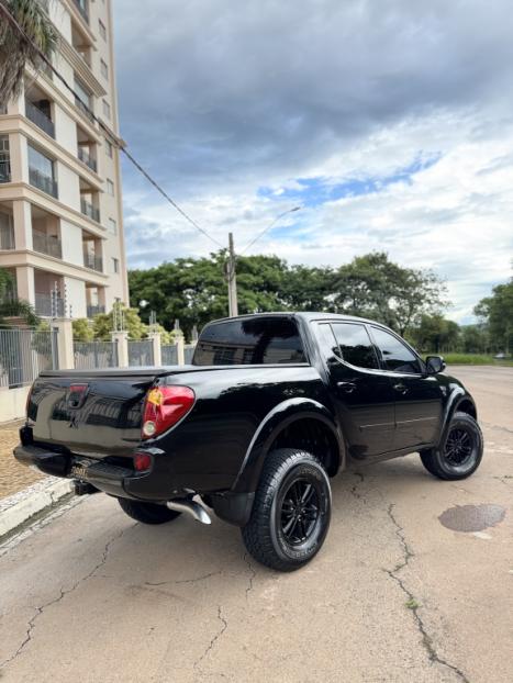 MITSUBISHI L 200 Triton 3.2 16V HPE 4X4 CABINE DUPLA TURBO DIESEL INTERCOOLER AUTOM�TICO, Foto 7