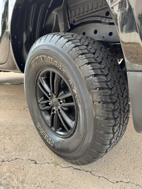 MITSUBISHI L 200 Triton 3.2 16V HPE 4X4 CABINE DUPLA TURBO DIESEL INTERCOOLER AUTOM�TICO, Foto 20