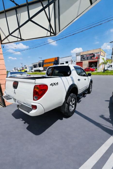 MITSUBISHI L 200 Triton 3.2 16V GLX 4X4 CABINE DUPLA TURBO DIESEL INTERCOOLER, Foto 2