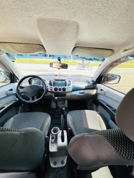 MITSUBISHI L 200 Triton 3.2 16V GLX 4X4 CABINE DUPLA TURBO DIESEL INTERCOOLER, Foto 7