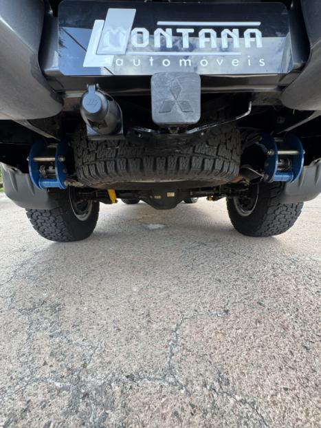 MITSUBISHI L 200 Triton 3.2 16V HPE 4X4 CABINE DUPLA TURBO DIESEL INTERCOOLER AUTOM�TICO, Foto 11