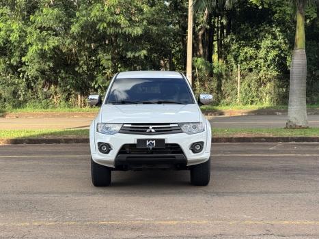 MITSUBISHI L 200 Triton 3.2 16V HPE 4X4 CABINE DUPLA TURBO DIESEL INTERCOOLER, Foto 2