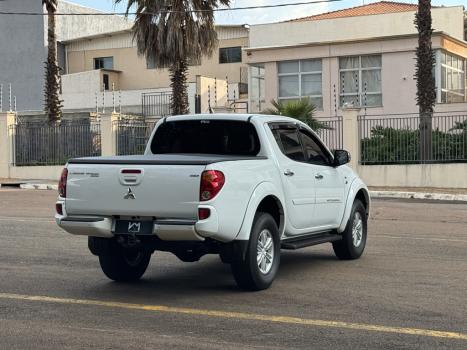 MITSUBISHI L 200 Triton 3.2 16V HPE 4X4 CABINE DUPLA TURBO DIESEL INTERCOOLER, Foto 4