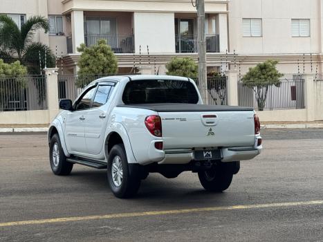 MITSUBISHI L 200 Triton 3.2 16V HPE 4X4 CABINE DUPLA TURBO DIESEL INTERCOOLER, Foto 6