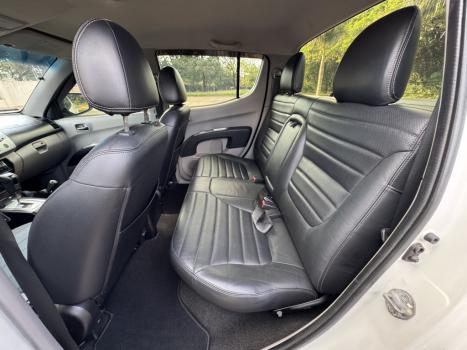 MITSUBISHI L 200 Triton 3.2 16V HPE 4X4 CABINE DUPLA TURBO DIESEL INTERCOOLER, Foto 9