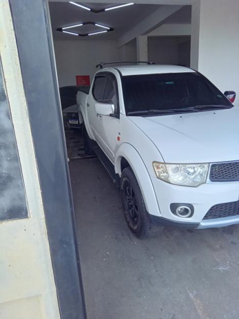 MITSUBISHI L 200 Triton 3.5 V6 HPE 4X4 FLEX CABINE DUPLA AUTOM�TICO, Foto 3