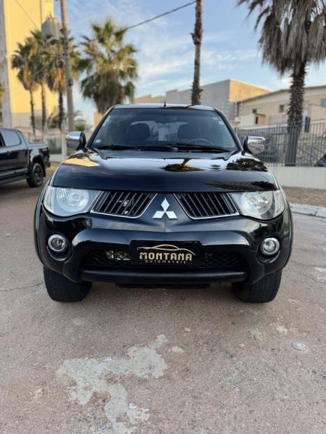 MITSUBISHI L 200 Triton 3.2 16V HPE 4X4 CABINE DUPLA TURBO DIESEL INTERCOOLER AUTOM�TICO, Foto 3