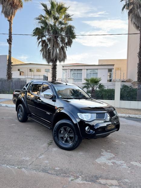MITSUBISHI L 200 Triton 3.2 16V HPE 4X4 CABINE DUPLA TURBO DIESEL INTERCOOLER AUTOM�TICO, Foto 5