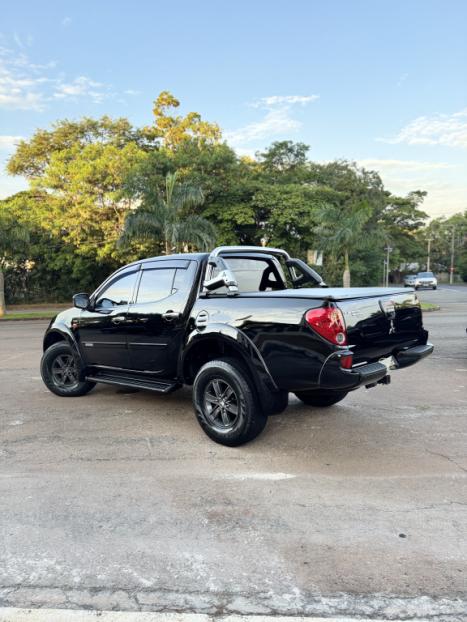 MITSUBISHI L 200 Triton 3.2 16V HPE 4X4 CABINE DUPLA TURBO DIESEL INTERCOOLER AUTOM�TICO, Foto 6