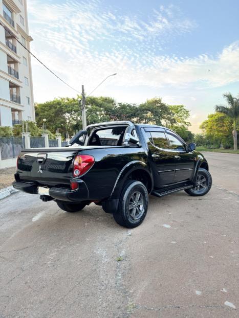 MITSUBISHI L 200 Triton 3.2 16V HPE 4X4 CABINE DUPLA TURBO DIESEL INTERCOOLER AUTOM�TICO, Foto 8